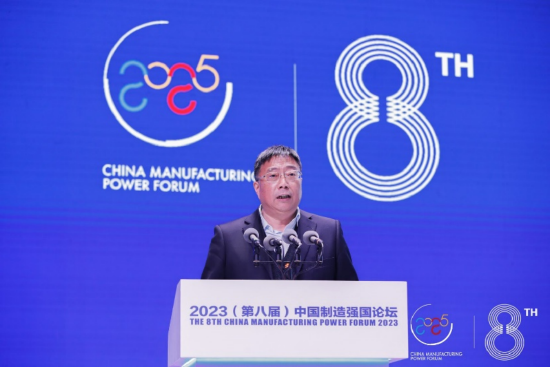 陆川：中国工程机械企业对欧美日高端品牌已经由原来的望其项背，到如今的直面竞争